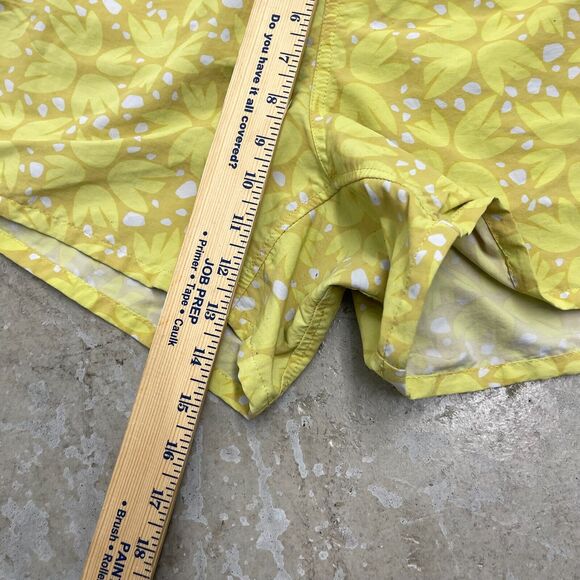Patagonia Shorts Womens Medium Yellow Floral Barely Baggies 57058 No Liner AOP - Picture 10 of 16